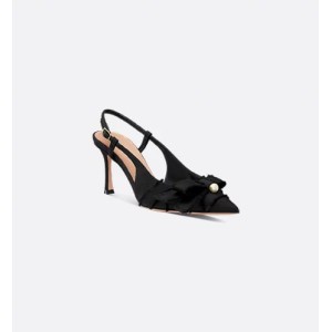 Adiorable slingback pumps Black fringed grosgrain